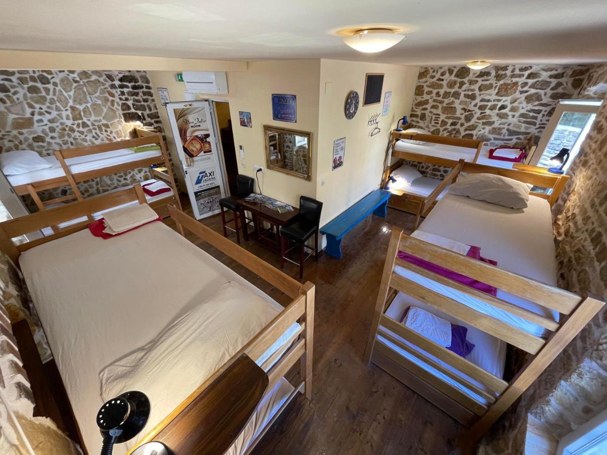 Tequila Bar Hostel (Adults Only) Ζαντάρ Εξωτερικό φωτογραφία